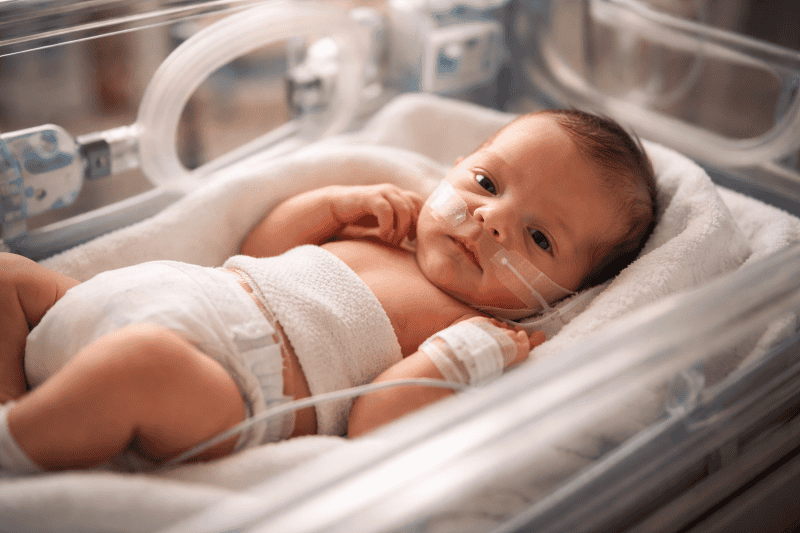 alleengeboren-tweeling-couveuze